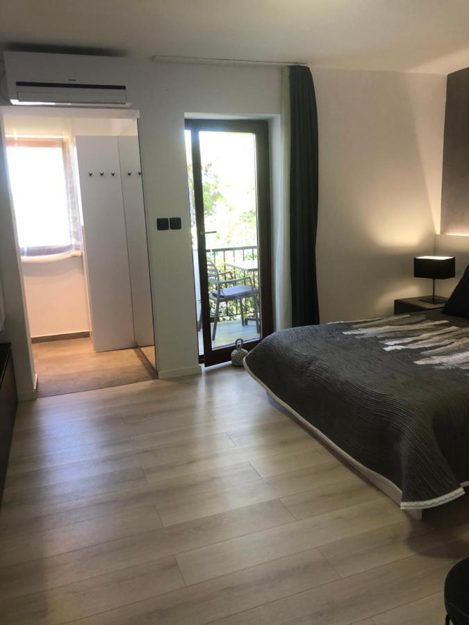 Apartments & Rooms Bianca Mali Losinj Exterior photo